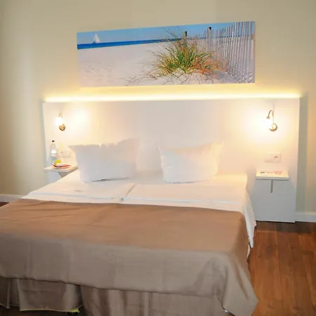 Hotel Am Kieler Schloss By Premiere Classe 2*